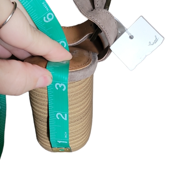 Universal Thread Women's Megan Microsuede Quarter Strap Heeled Pump Sandals 9.5 - Picture 6 of 7